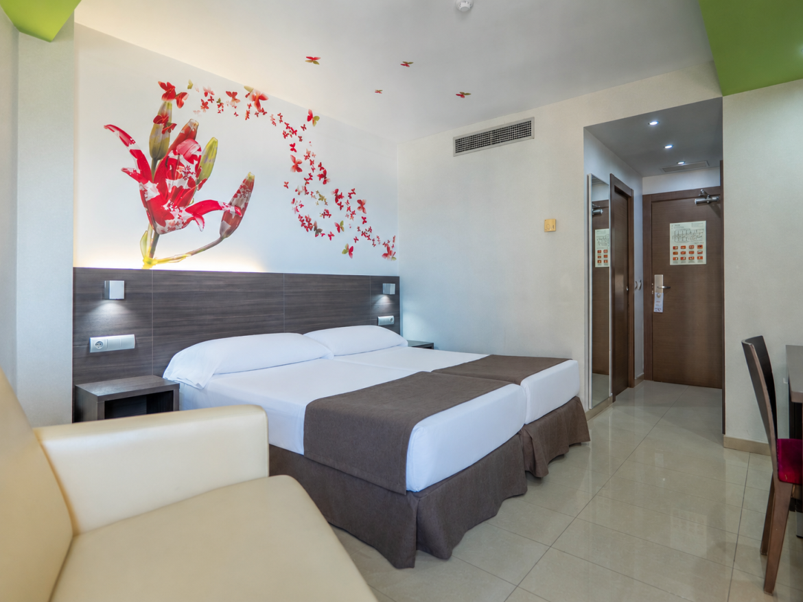 Habitación Doble Confort con Sofá Cama